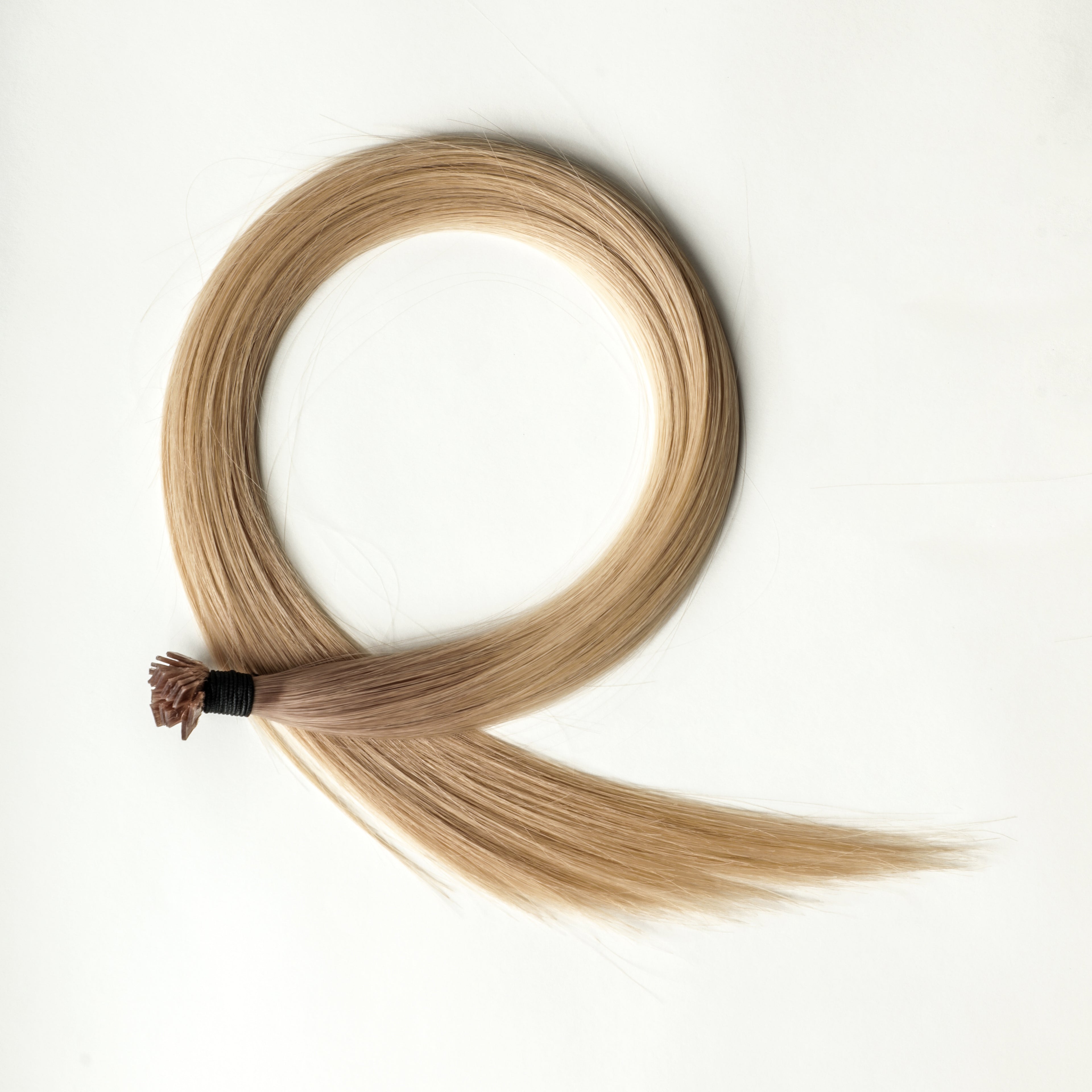 Belle - 25 gram keratin premium extensions