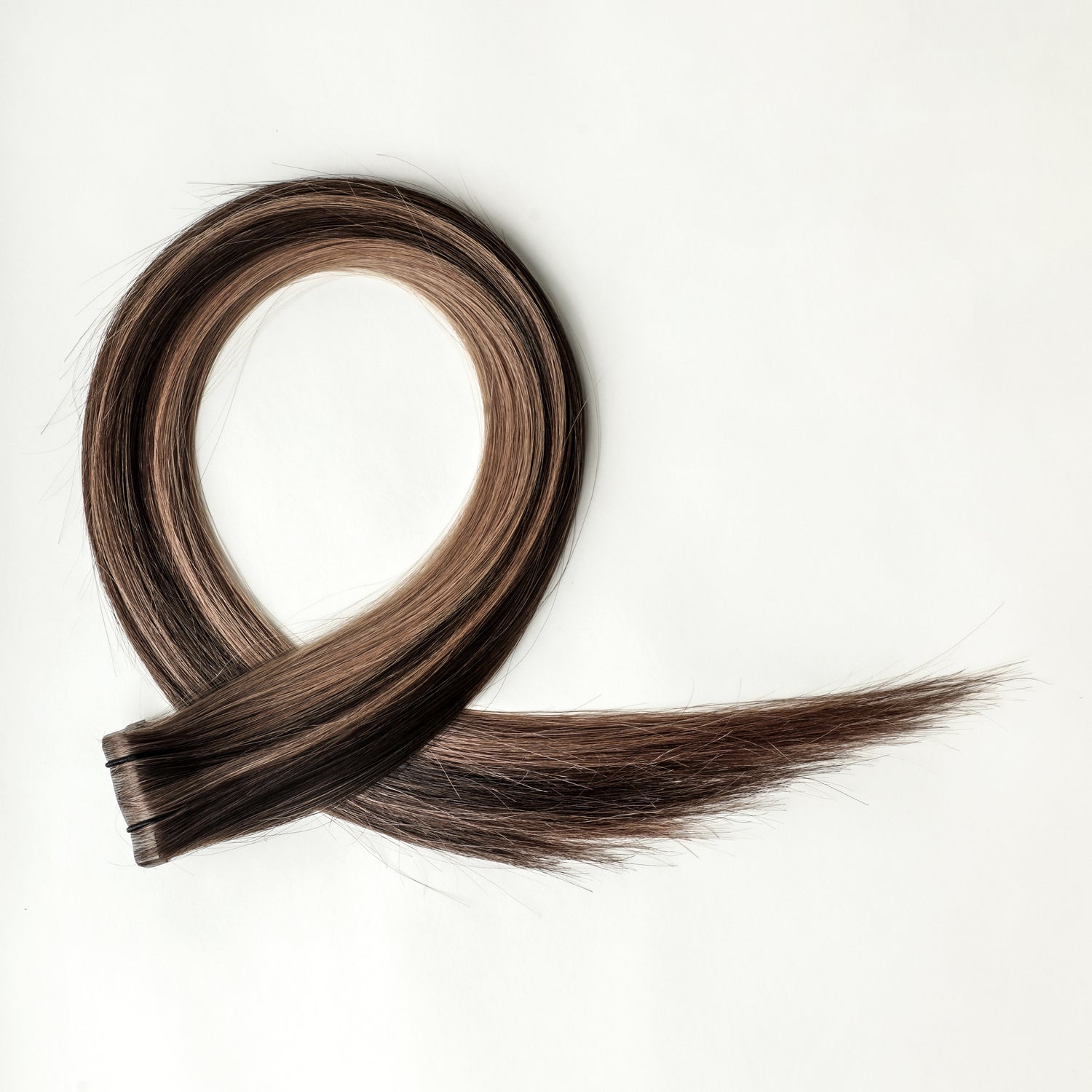 Celiné - 50 gram premium invisible tape extensions