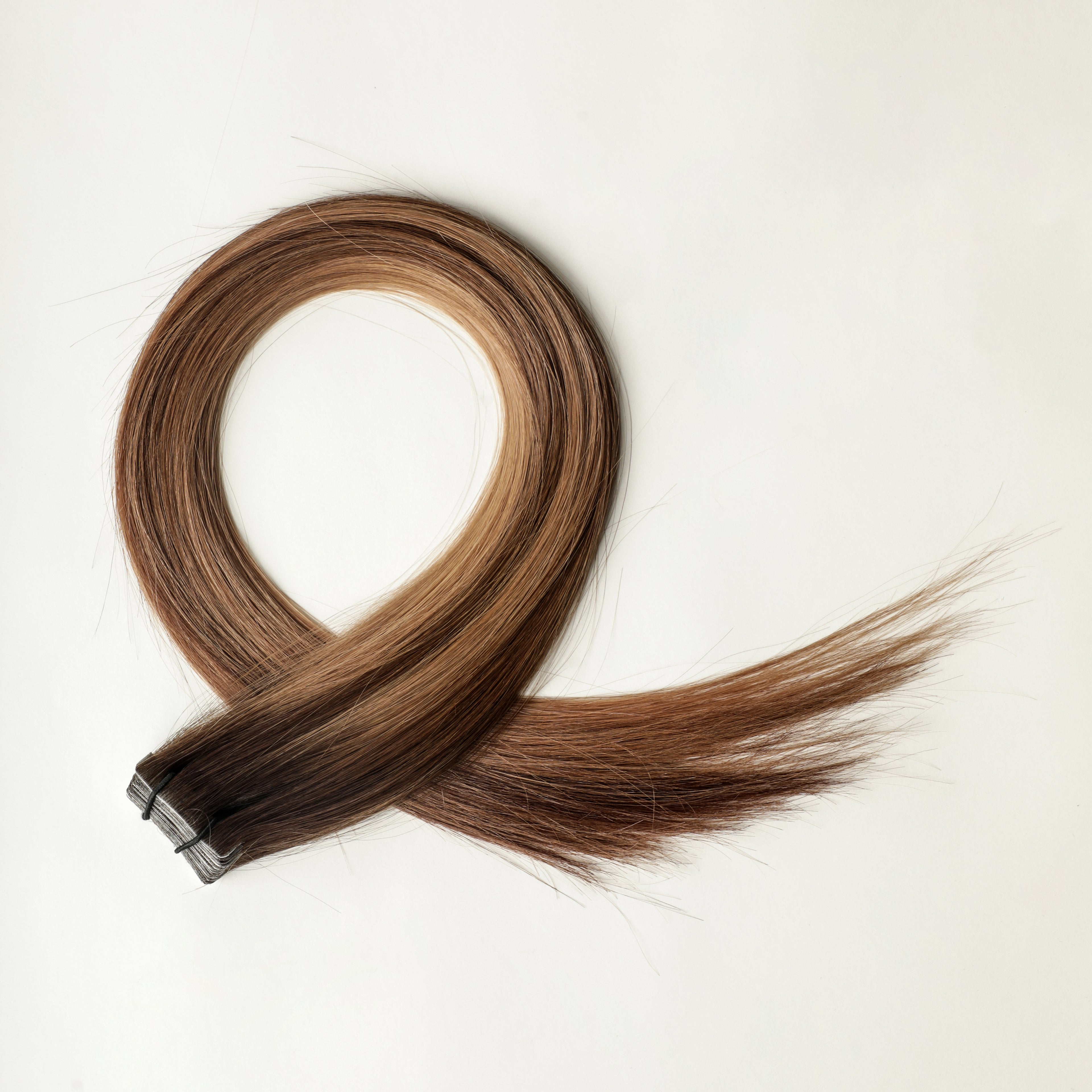 Aliana - 50 gram premium invisible tape extensions